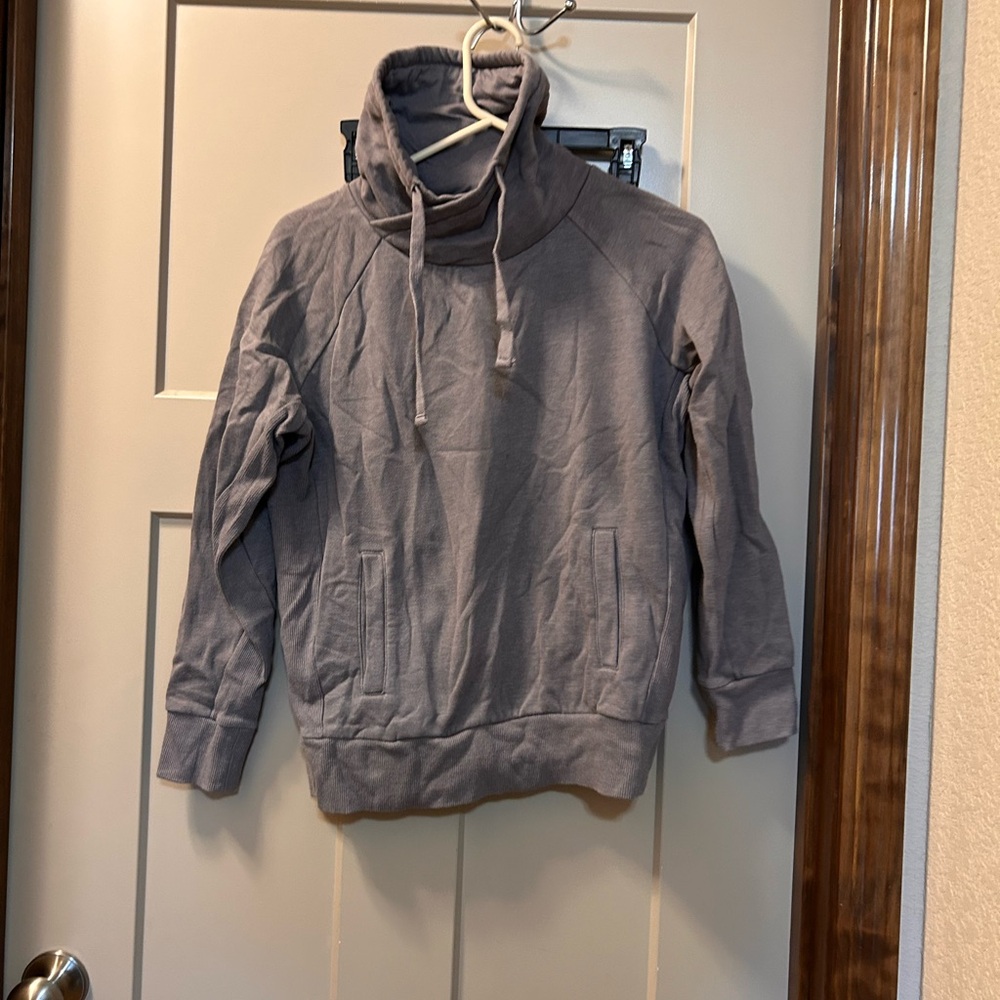 Prana sweater good condition size small